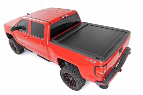 Rough Country - 46120581A | Rough Country Retractable Bed Cover For Chevrolet Silverado / GMC Sierra 1500 | 2019-2024 | 5' 7" Bed