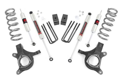 Rough Country - 23940 | Rough Country 4.5 Inch Lift Kit with M1 Front / Rear Shocks (1999-2006 Silverado, Sierra 1500 2WD)