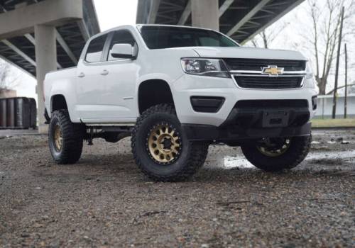 SuperLift - K134 | Superlift 6 Inch Suspension Lift Kit with Shadow Shocks (2015-2022 Colorado, Canyon 2WD/4WD)