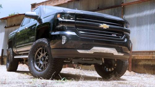 SuperLift - K161FX | Superlift 6.5 inch Suspension Lift Kit with Fox Coilovers & Shocks (2014-2018 Silverado, Sierra 1500 4WD | OE Aluminum/Stamped Control Arms)