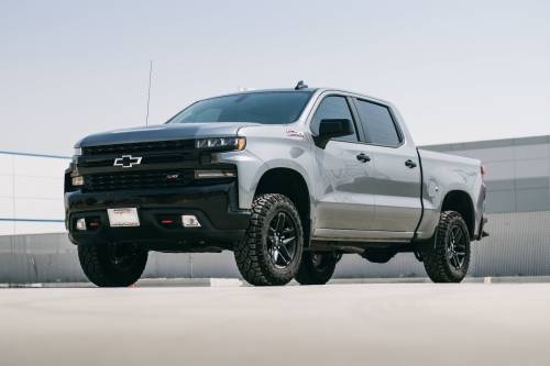 Cognito Motorsports - 210-P0885 | Cognito 1-Inch Performance Leveling Kit With Fox PS Coilover 2.0 IFP Shocks (2019-2022 Silverado Trail Boss/Sierra AT4 1500 4WD)