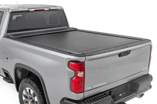 Rough Country - 46110690 | Rough Country Retractable Bed Cover (2020-2025 Silverado, Sierra 2500 HD, 3500 HD 2WD/4WD | 6'9" Bed)