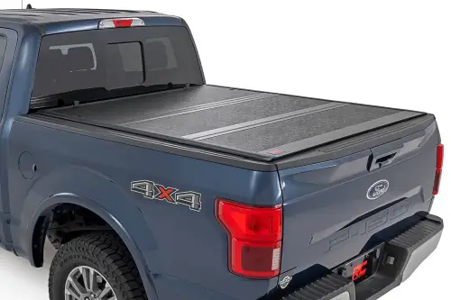 Rough Country - 47220651A | Rough Country Hard Low Profile Bed Cover For Ford F-250 / F-350 Super Duty | 2017-2023 | 6' 10" Bed