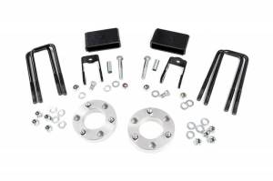 868 | Rough Country 2 Inch Leveling Lift Kit For Nissan Titan XD 2WD | 2016-2023 | Aluminum