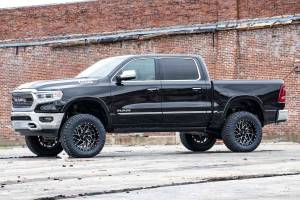 Rough Country - 33870 | Rough Country 5 Inch Lift Kit For Ram 1500 4WD | 2019-2023 | Without 22" Factory Wheels, Front Strut Spacers, Rear V2 Shocks - Image 3