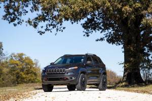 Rough Country - 60400 | 2 Inch Lift Kit | Jeep Cherokee KL 2WD/4WD (2014-2022) - Image 4