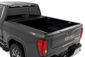 Rough Country - 56120581 | Rough Country Power Retractable Bed Cover Chevrolet Silverado 1500 / GMC Sierra 1500 | 2019-2024 | 5' 10" Bed - Image 4