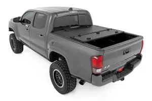 Rough Country - 49420500 | Rough Country Hard Tri Fold Flip Up Bed Cover For Toyota Tacoma | 2016-2023 | 5' Bed - Image 4