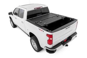 Rough Country - 47119651A | Rough Country Hard Low Profile Bed Cover (2014-2018 Silverado, Sierra 1500 | 2014-2019 Silverado, Sierra 2500 HD, 3500 HD | 6'7" W/ Bed Rail Caps) - Image 3