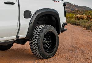 Rough Country - F-C11911A-GB8 | Rough-Country Pocket Fender Flares | GB8 Mosaic Blac | Chevrolet Silverado 1500 (19-21) - Image 6