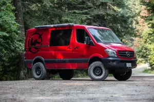 Van Compass - 7031-L | Van Compass Stage 5 System 2 Inch Lift (2015-2018 Sprinter 2500 4WD | Under 8000 LBS) - Image 2