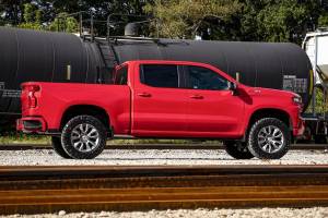 Rough Country - 22640RED | Rough Country 3.5 Inch Lift Kit For GMC Sierra 1500 2WD/4WD (2019-2024) | Red Finish, Rear Factory Multi-Leaf Spring, M1 Struts With M1 Rear Shocks - Image 6