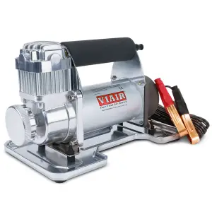 VIAIR - 40050 | VIAIR 400P RVS Portable Compressor / Tire Inflator With Inline 100 PSI Gauge Air Hose | 150 PSI, 24 Volt Power Battery Clamps - Image 1