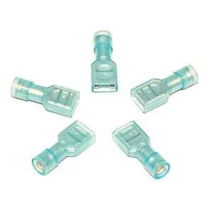 92922 | VIAIR Insulated Terminals | Pack Of 5, 1/4" (M), 12GA Wire